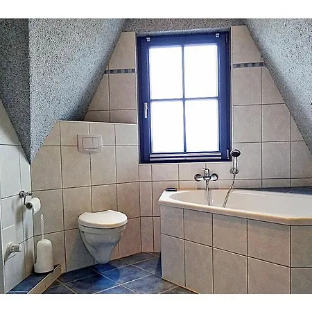 Strandkiefer Comfortable * Glowe